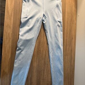 Athleta Girls Light Blue Leggings w Pockets - Never Worn